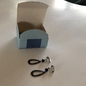 Avon clip on earrings